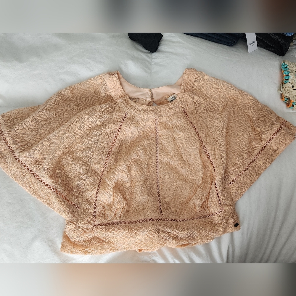 O'Neill open back shirt